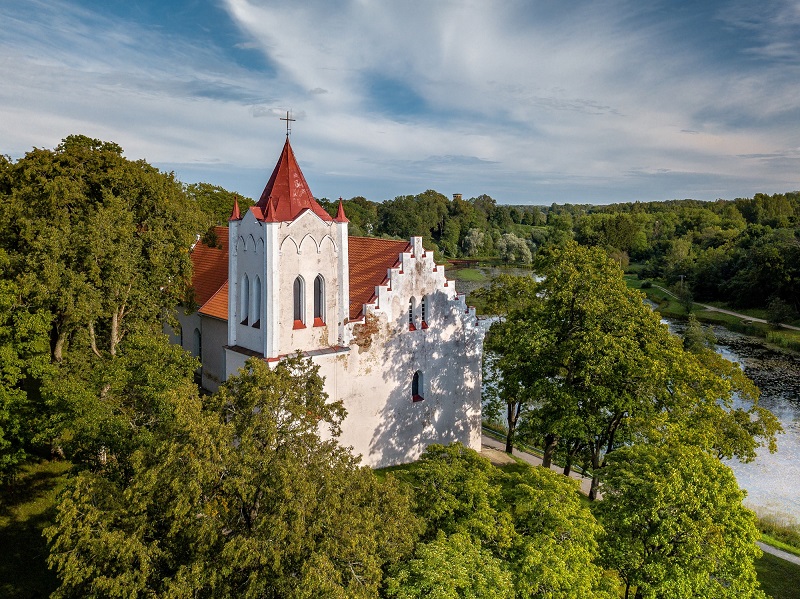 Aizputes luterÄÅu baznÄ«ca