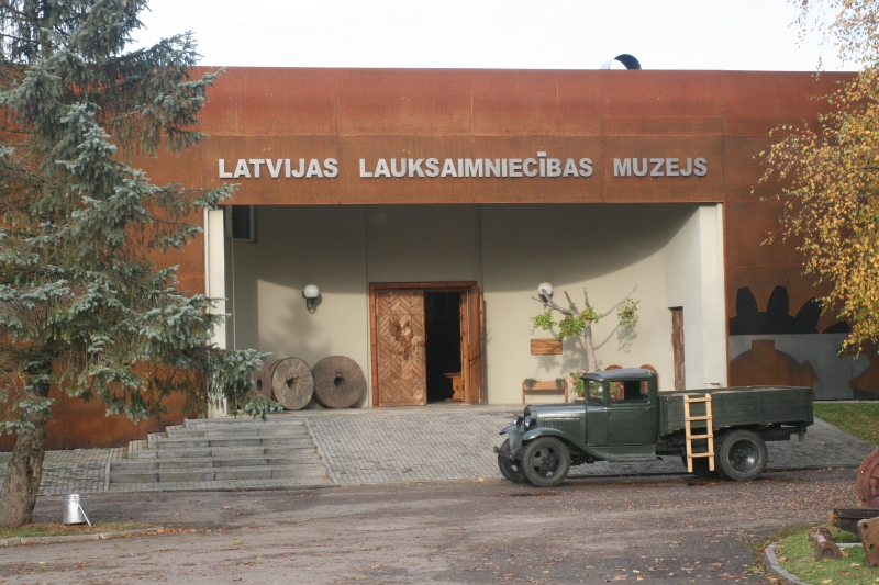 Latvijas Lauksaimniecības muzeja ieejas kopskats