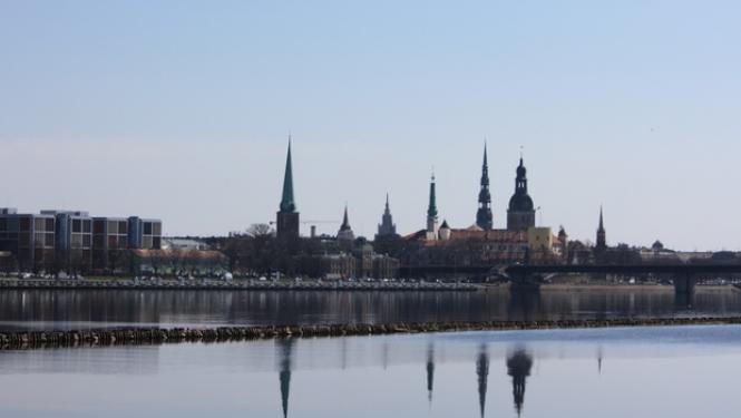 Rīgas panorāma no Daugavas kreisā krasta